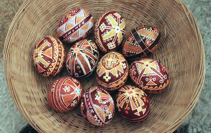 Nguôn gốc của Easter Egg