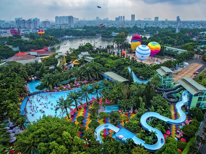 Toàn cảnh Đầm Sen Nước