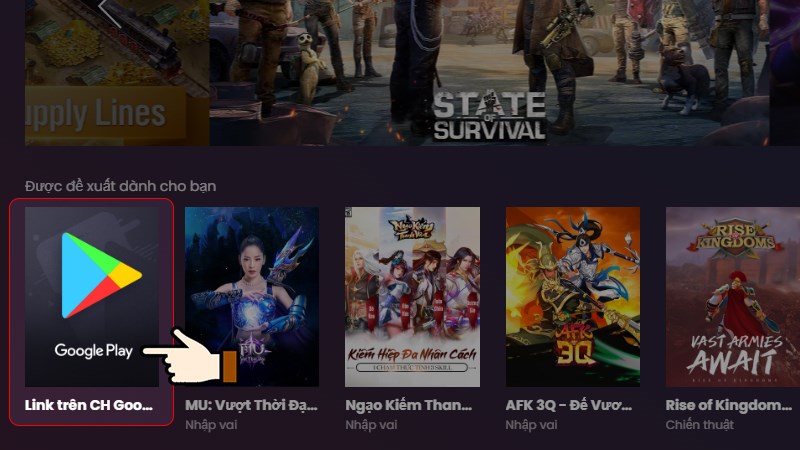 Mở phần mềm Bluestacks > Nhấn chọn biểu tượng Google Play Store