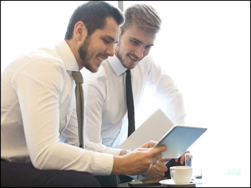Trong giao tiếp, Nhân Mã luôn thể hiện sự hài hước, nhiệt tình và hòa đồng của mình