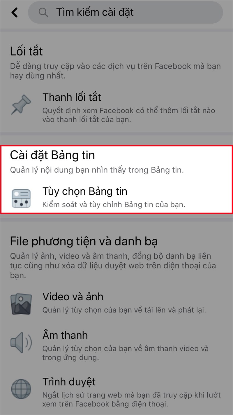 Kéo xuống mục Cài đặt Bảng tin, chọn Tùy chọn Bảng tin