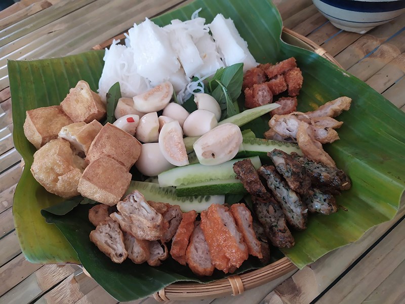 Bún đậu Quốc ơi