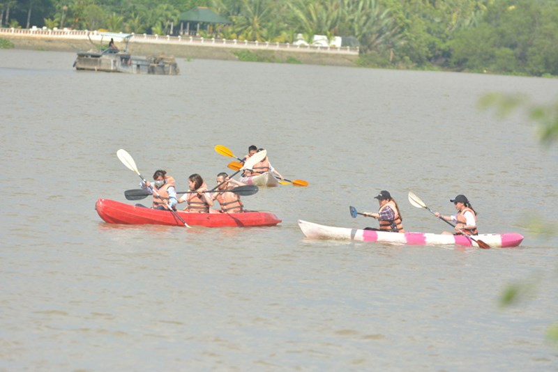 Trò chơi chèo thuyền Kayak