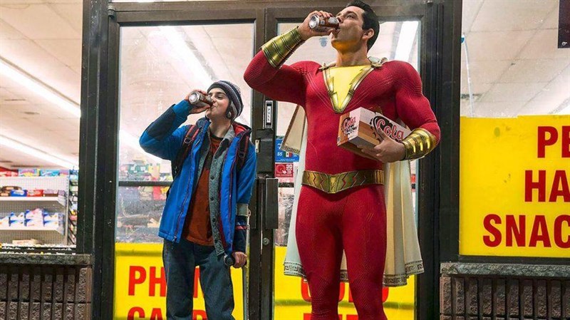 Billy Batson sau khi trở thành Shazam