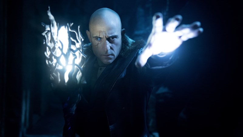 Mark Strong cực ngầu trong vai Dr. Sivana