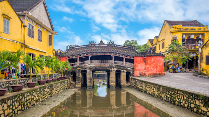 Chùa Cầu