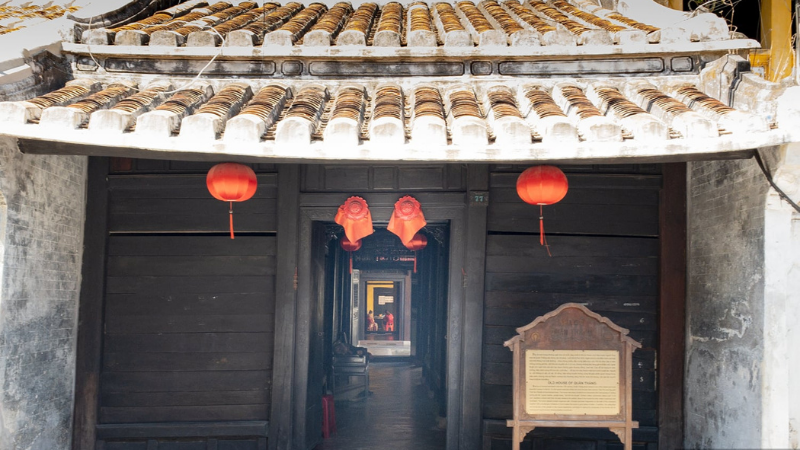 Nhà Cổ Quân Thắng