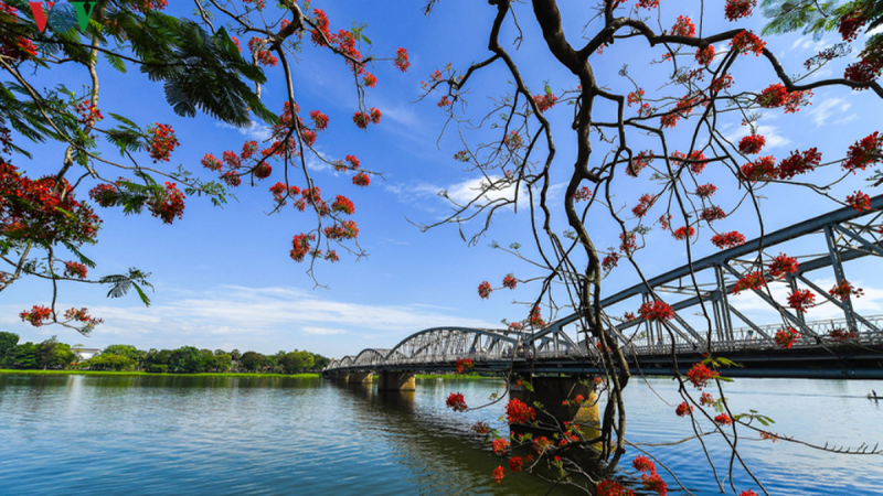 cầu Tràng Tiền