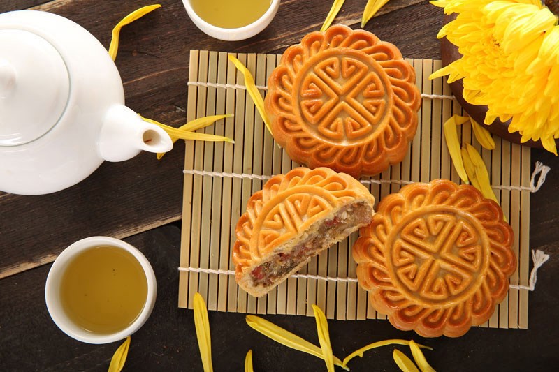 Bánh trung thu tròn trịa, nhiều hương vị