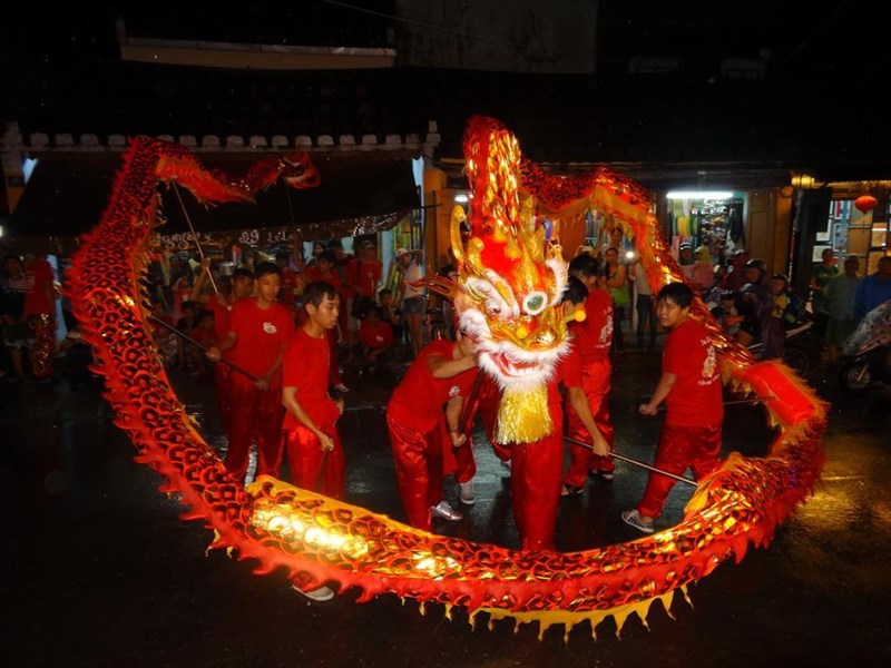 Các tiết mục múa lân hấp dẫn