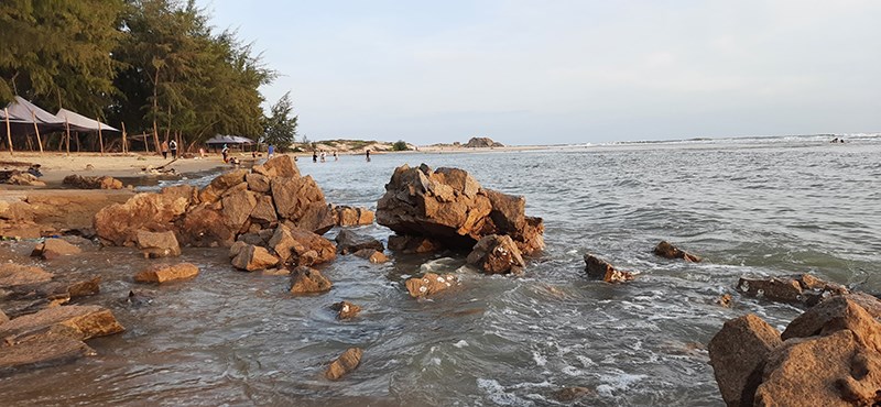 Vẻ đẹp hoang sơ tại Hồ Tràm - Vũng Tàu