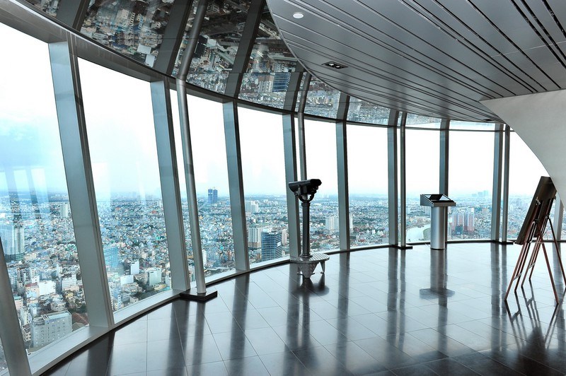 Skydeck đem đến tầm nhìn 360 độ quanh cảnh toàn thành phố