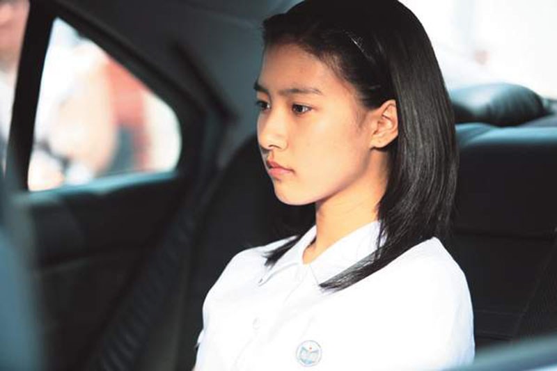 Buổi diễn phải tiếp tục