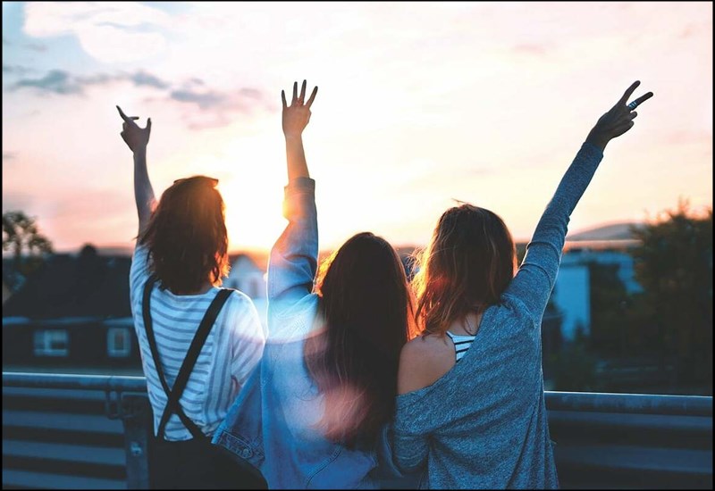 Thiên Bình luôn nhận được sự tin yêu, tôn trọng từ bạn bè vì sự vô tư, nhiệt tình