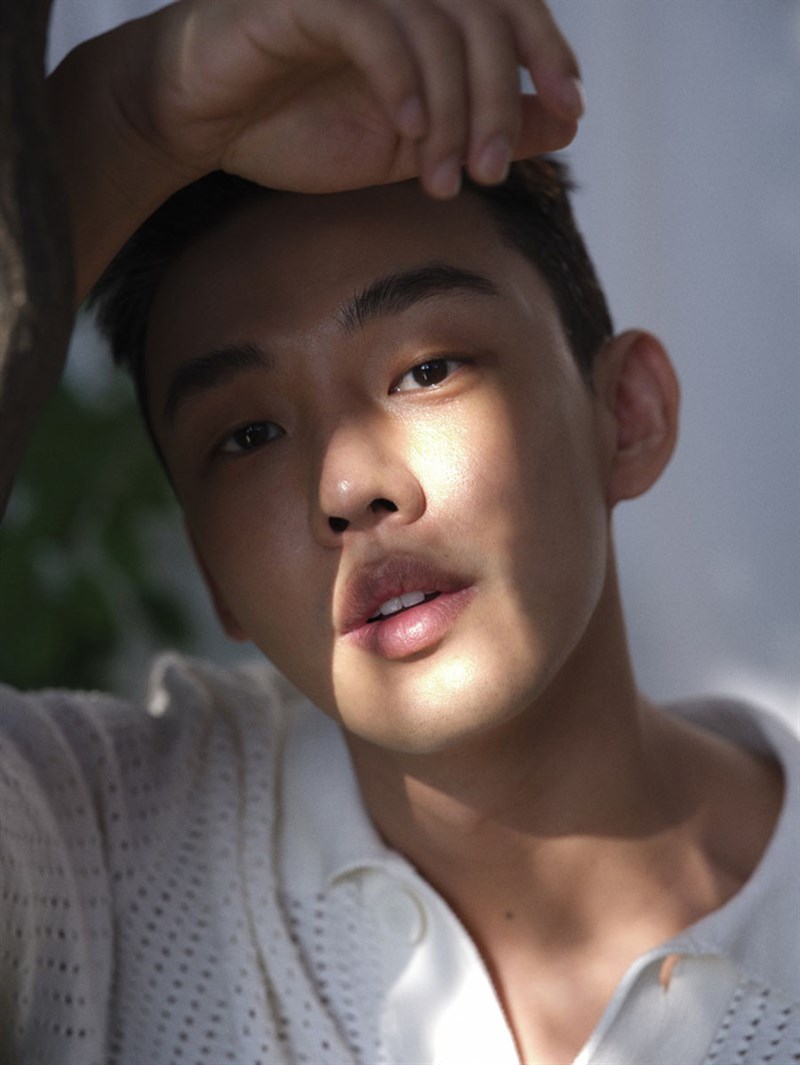  Yoo Ah In