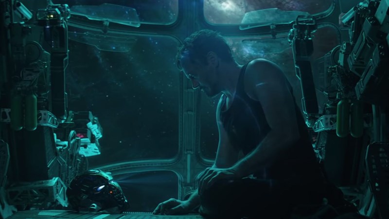 Iron Man một mình lưu lạc giữa vũ trụ