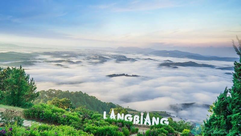 Đỉnh Langbiang