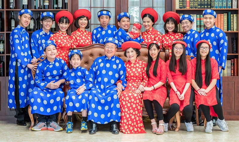 Đại gia đình hạnh phúc
