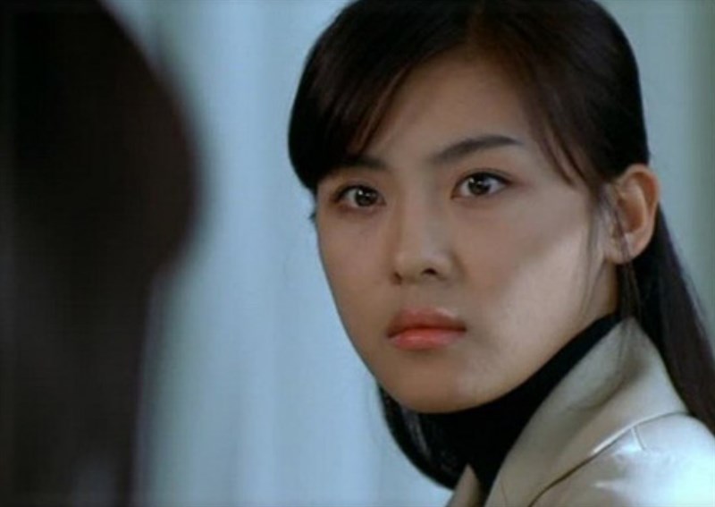 Ha Ji-Won trong tạo hình nữ phóng viên
