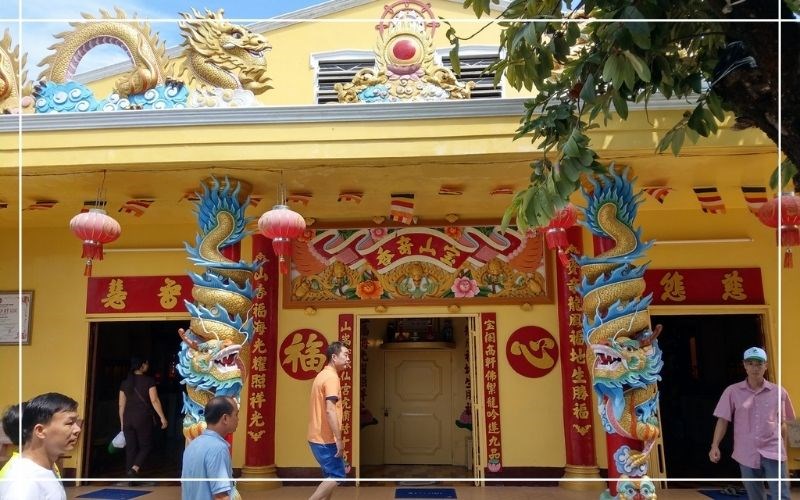 Chùa Đất Sét