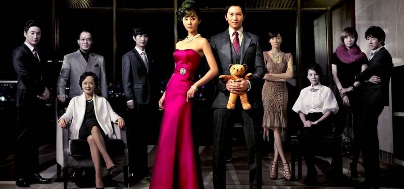 Poster Gia đình hoàng tộc