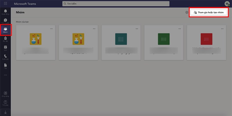 Mở Microsoft Teams trên máy tính, chọn Nhóm ở góc bên phải > Chọn Tham gia hoặc tạo nhóm