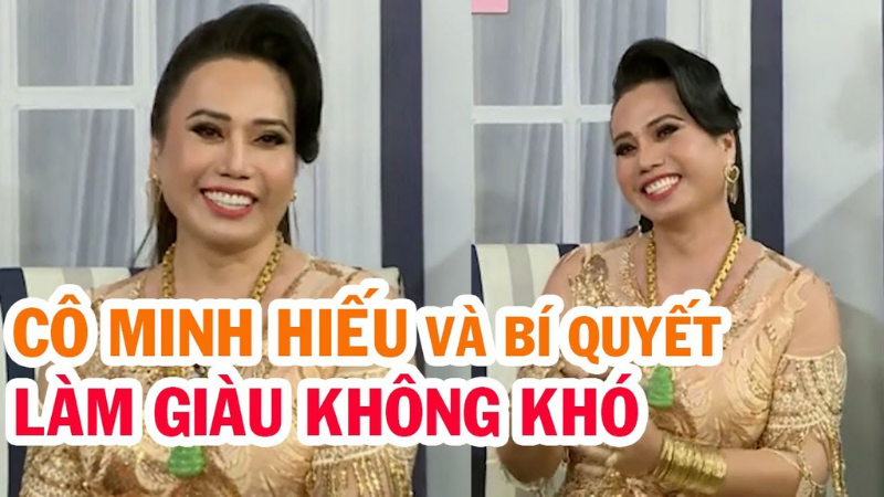 Cô Minh Hiếu kể rất nhiều chuyện trên livestream của mình 