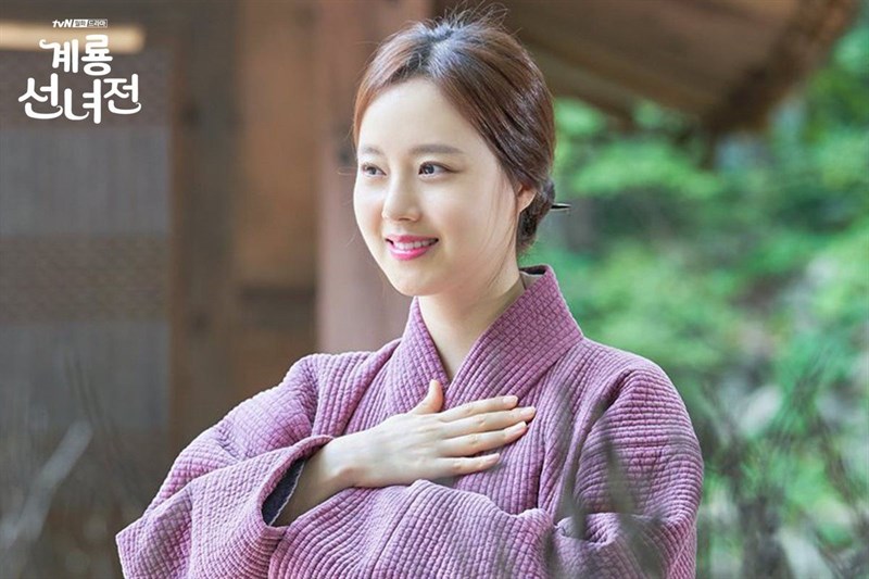 Moon Chae Won xinh đẹp trong tạo hình tiên nữ