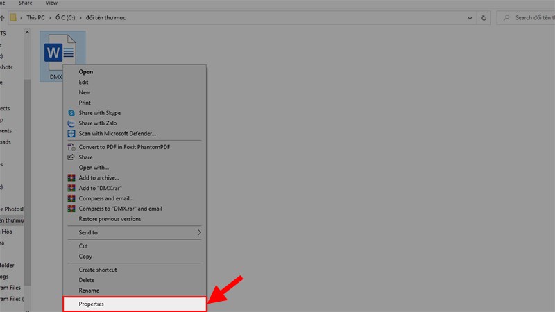 Đi đến thư mục cần đổi tên > Nhấn chuột phải > Chọn Properties