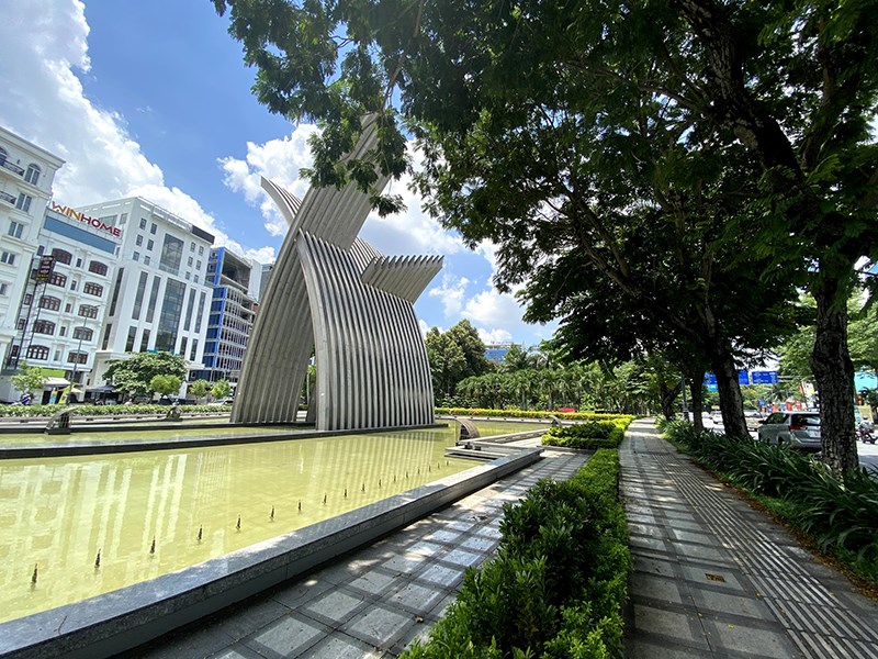 Một góc công viên Hoàng Văn Thụ