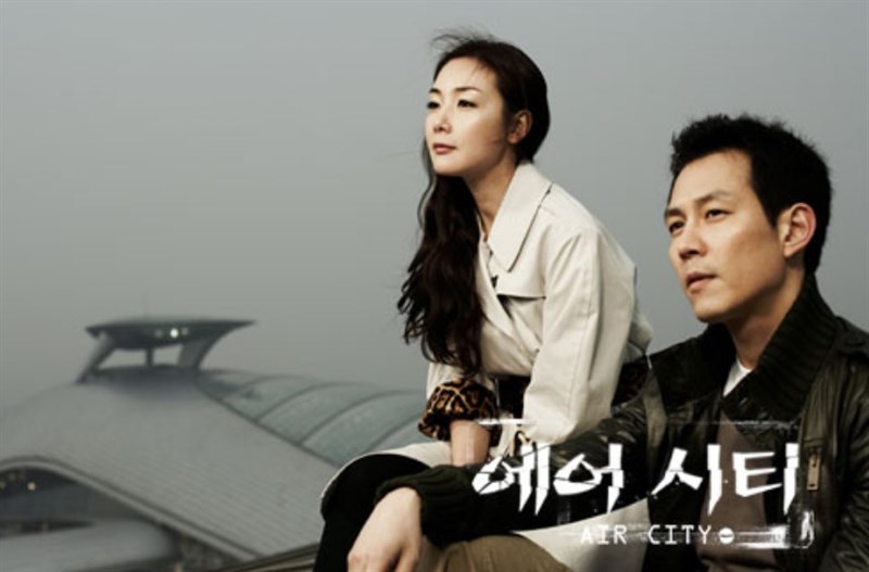 Han Do Kyung (bên trái) và Kim Ji Sung (bên phải)
