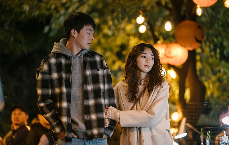 Một Jang Hyuk ngọt ngào bên cạnh Da Eun