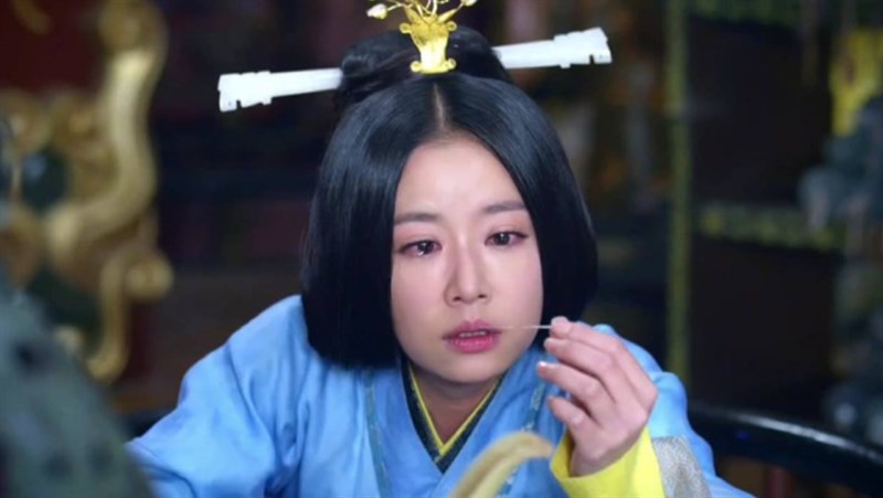 Âm Lệ Hoa