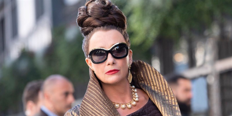 Thời trang của Emma Thompson trong Cruella