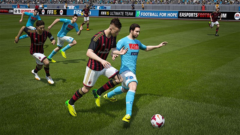 FIFA 15 là một trong những tựa game thể thao hay nhất cho đến thời điểm hiện tại