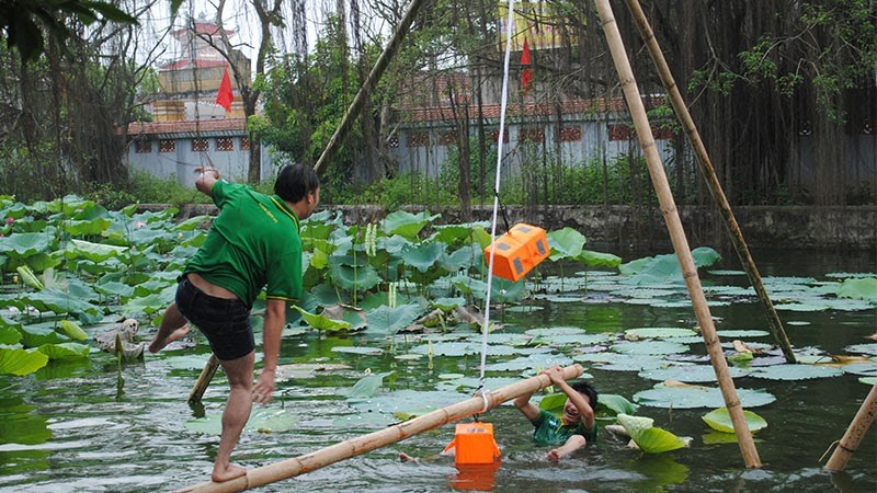 Trò chơi Leo cầu ùm