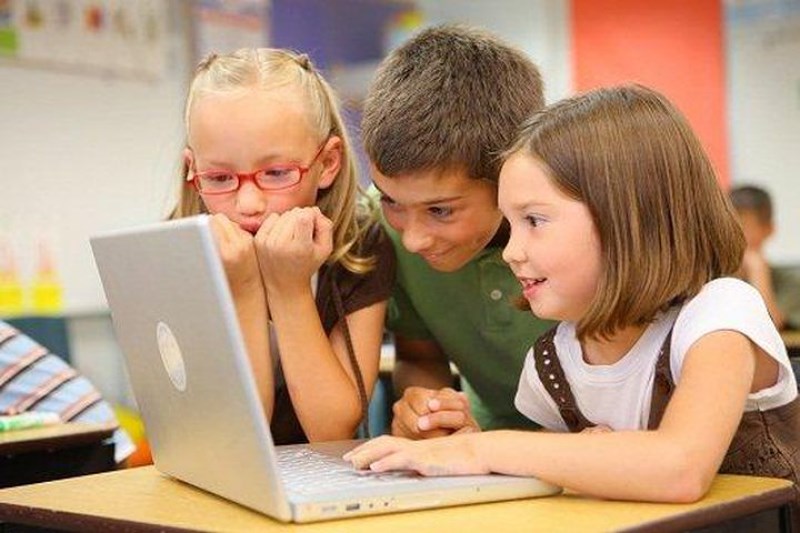 Lợi ích của phần mềm quản lý trẻ em truy cập internet