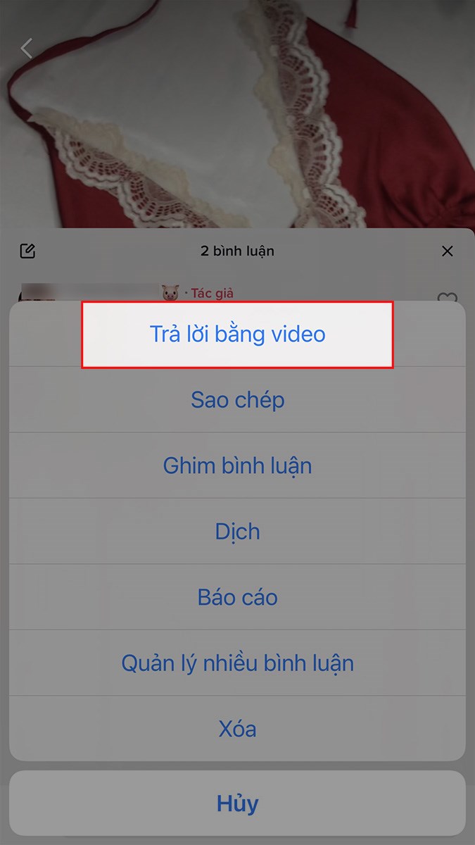 Hoặc nhấn giữ bình luận bạn muốn trả lời > Chọn Trả lời bằng video