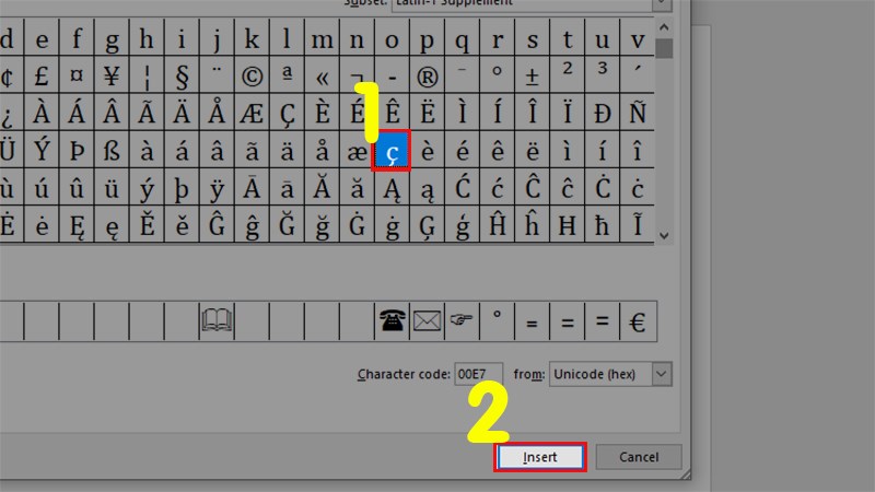 Chọn ký tự cần chèn > Nhấn Insert để chèn ký tự tiếng Pháp vào văn bản trong Word.