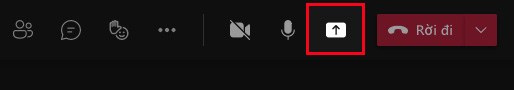 Sau khi tham gia v&agrave;o lớp học, họp online tr&ecirc;n Microsoft Teams, nhấn v&agrave;o biểu tượng Chia sẻ