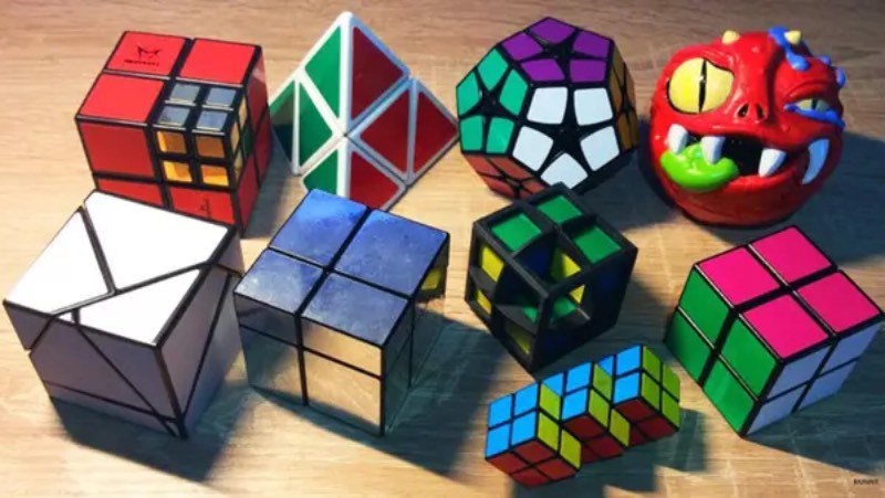 Biến thể của Rubik 2x2