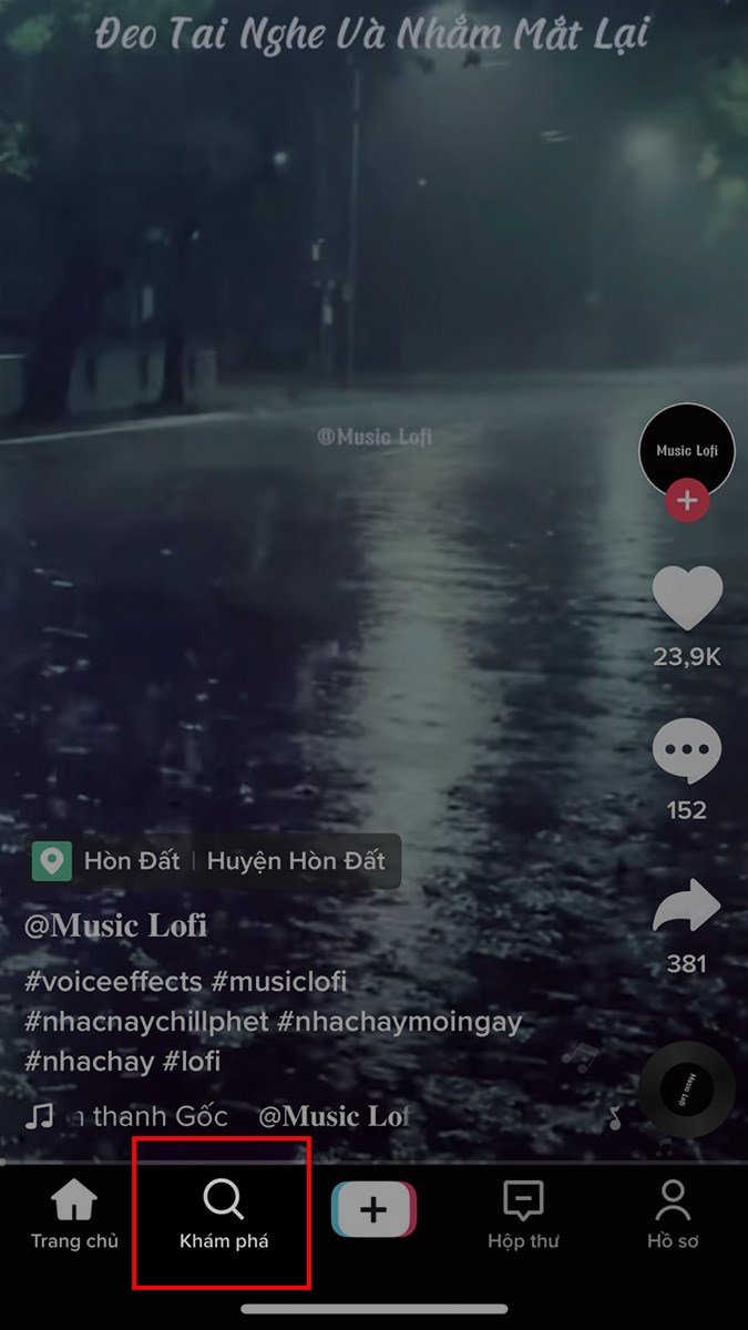 Mở ứng dụng TikTok, chọn Khám phá Mở ứng dụng TikTok, chọn Khám phá