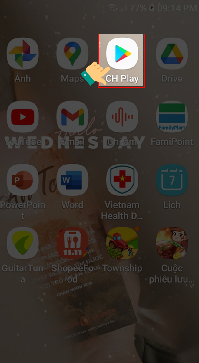 Vào CH Play để tải App