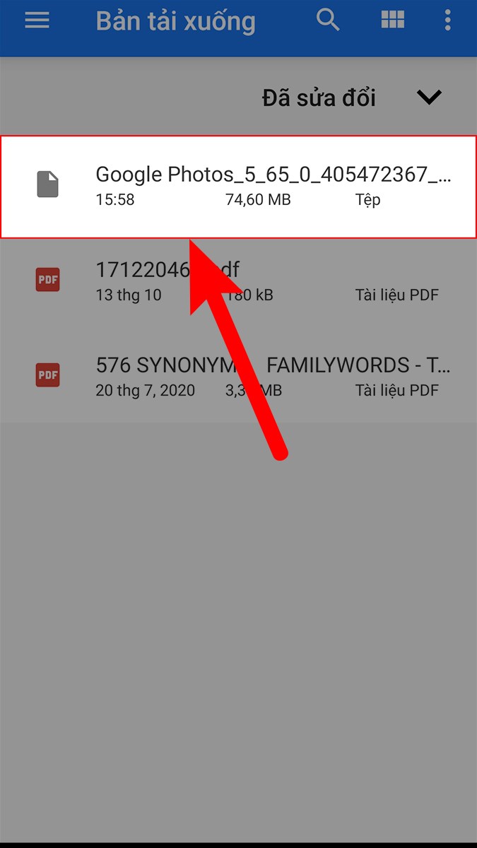 T&igrave;m v&agrave; nhấn v&agrave;o file Google Photos 5.65 APKs đ&atilde; tải về
