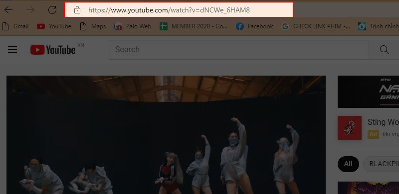 Mở video YouTube và copy URL video