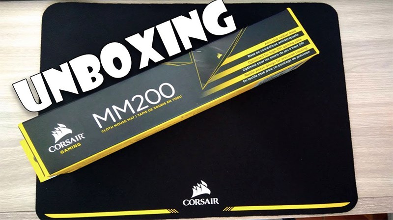 Tấm l&oacute;t chuột Corsair MM200