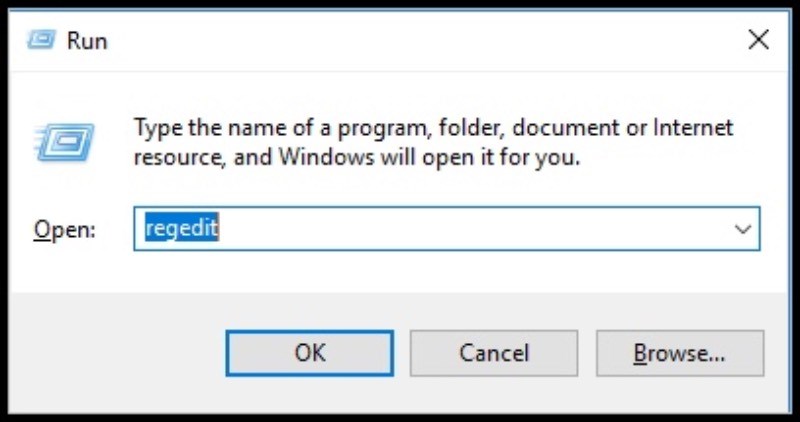 Mở hộp thoại Run và nhập “regedit”