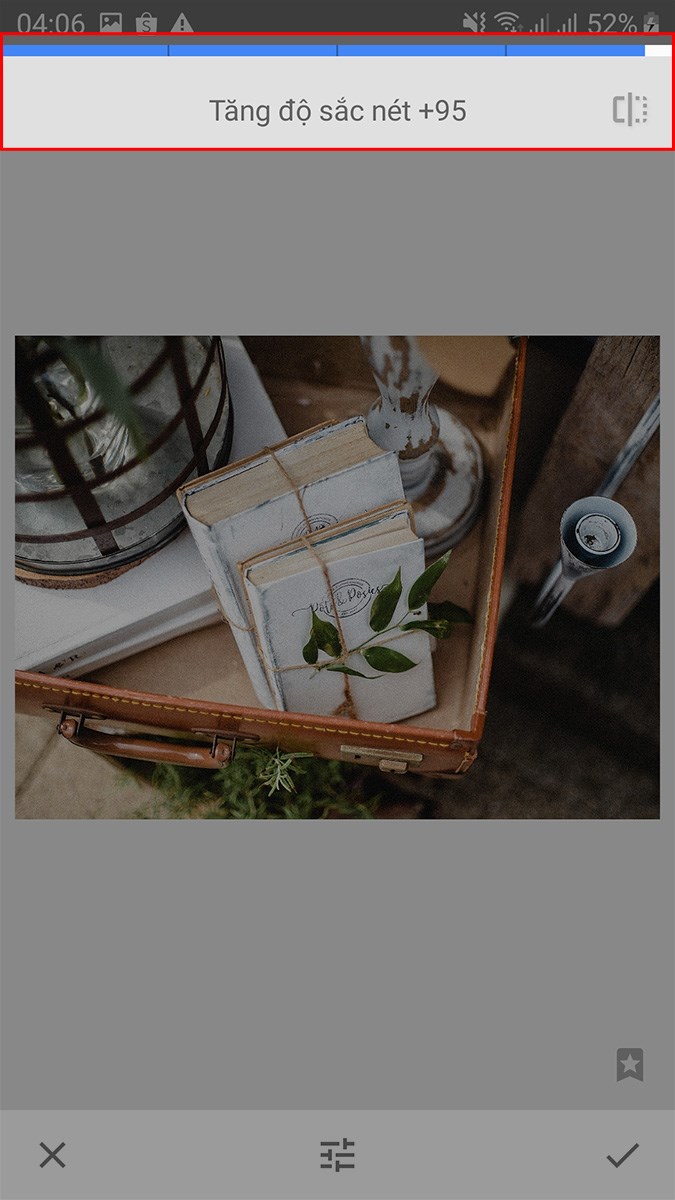 D&ugrave;ng ng&oacute;n tay vuốt sang phải ảnh để tăng độ sắc n&eacute;t cho ảnh