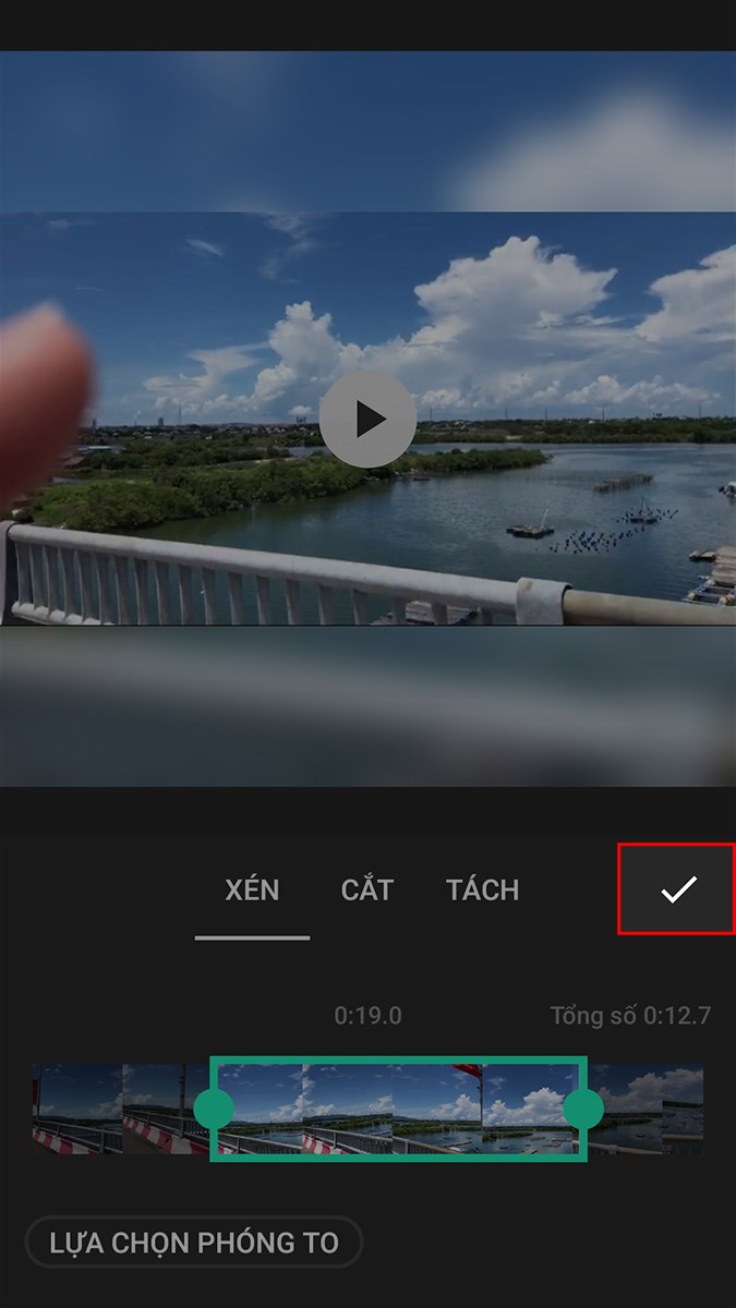 Tại đây sẽ có 2 tính năng để bạn lựa chọnSau khi đã cắt video xong, chọn biểu tượng dấu tích Tại đây sẽ có 2 tính năng để bạn lựa chọnSau khi đã cắt video xong, chọn biểu tượng dấu tích
