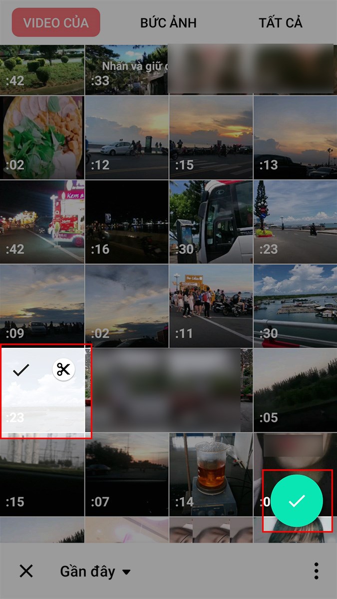 Chọn video mà bạn muốn cắt trên InShot, nhấn biểu tượng dấu tích Chọn video mà bạn muốn cắt trên InShot, nhấn biểu tượng dấu tích
